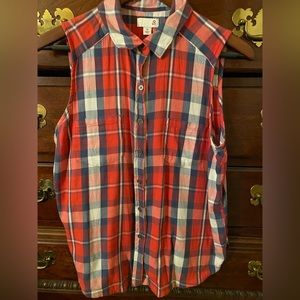 SO ladies blouse size medium